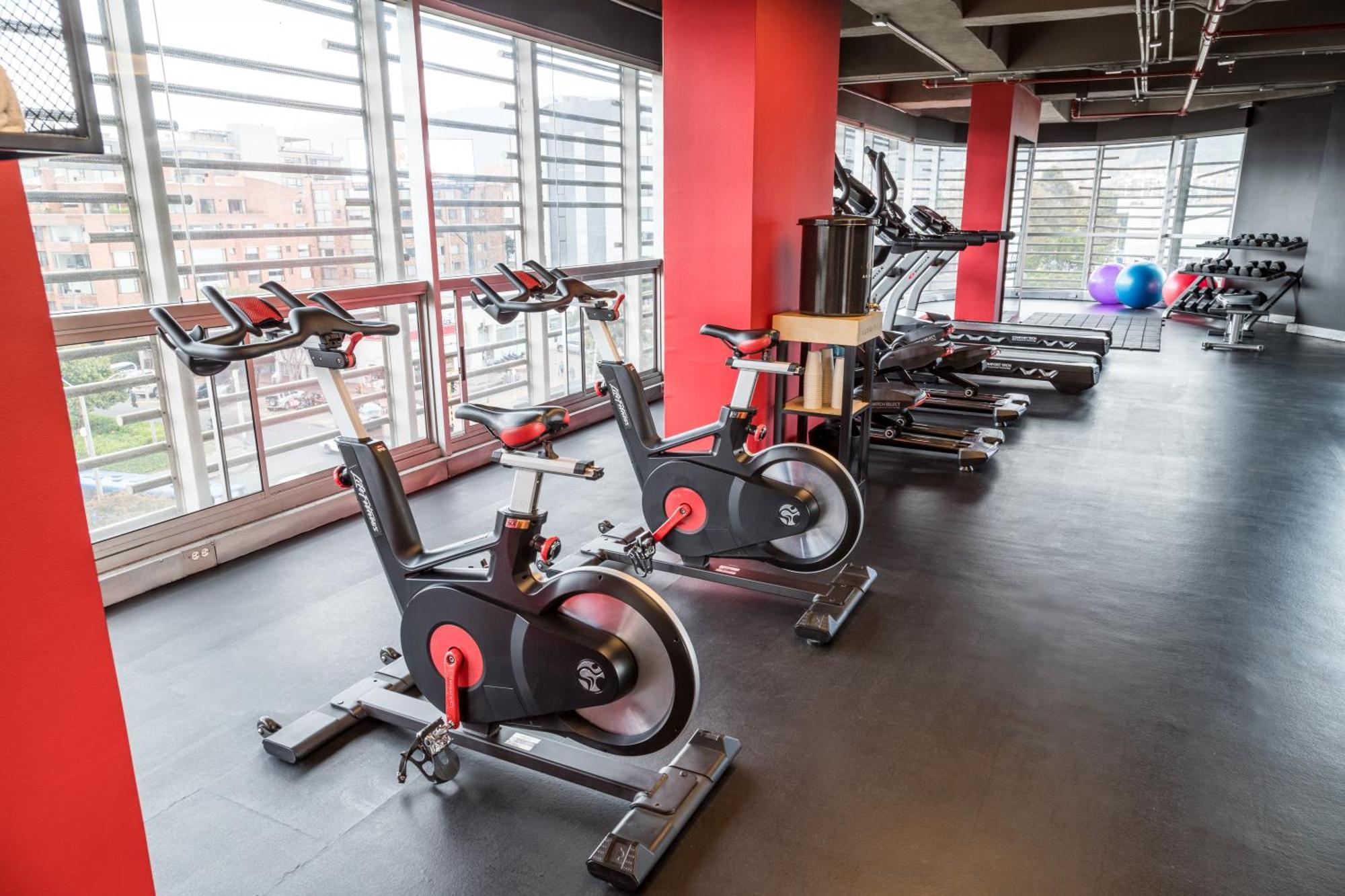 فندق سونستا هوتل بوجوتا بوغوتا المظهر الخارجي الصورة The Fitness Centre at the University of Roehampton